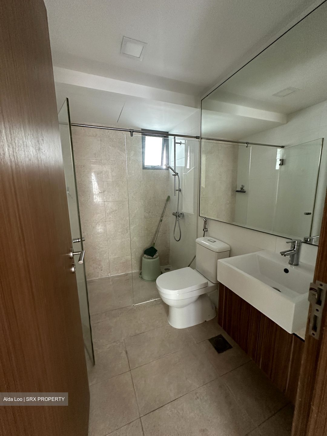 Waterfront Waves (D16), Condominium #450602591